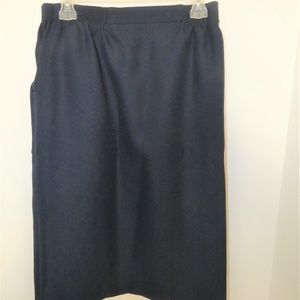 Alfred Dunner Navy Skirt Size 12 NWT